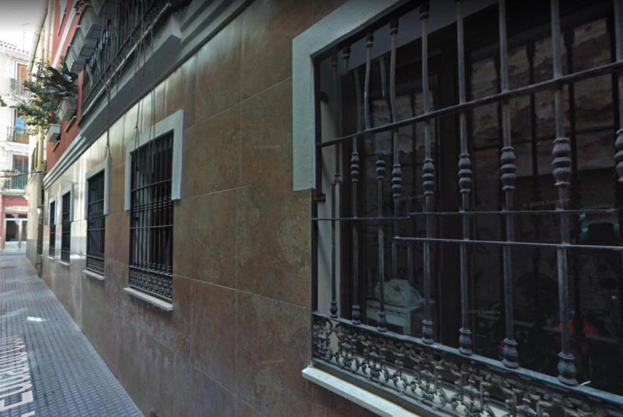 Holidays2Malaga Eduardo Ocon Ground Floor Renovated Apartment In The City Center Zewnętrze zdjęcie